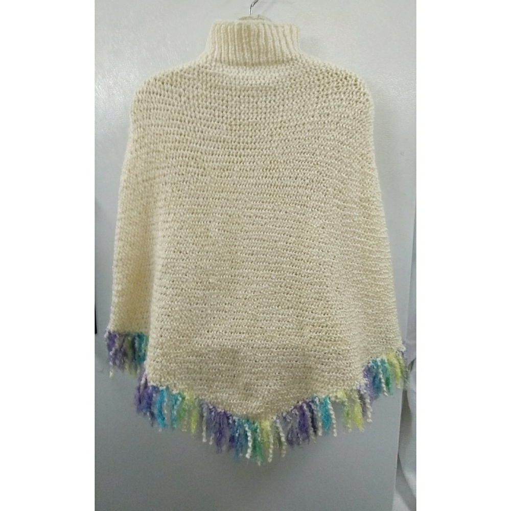 MARIE BURKE KNIT TURTLE NECK HANDMADE PONCHO - Picture 2 of 3